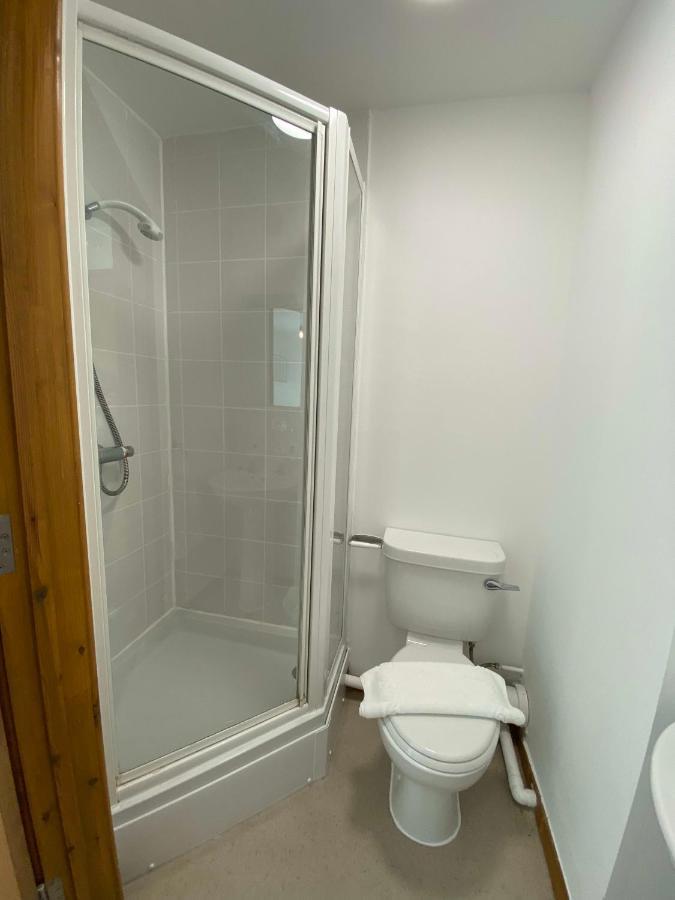 Regency Hall Smart Cheltenham Ensuite Rooms e Exterior foto